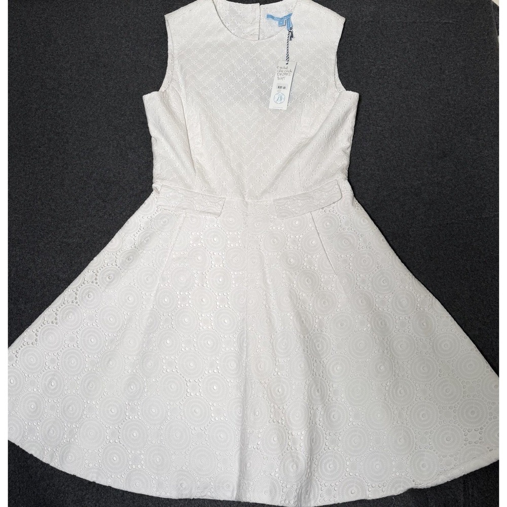 White Eyelet Cotton Fit & Flare Dress Women's Size 8 Open Back Preppy Summer NWT